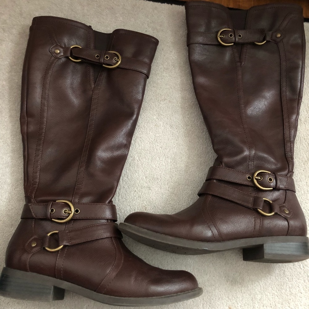White Mountain Comfortable & Stylish Brown Boots